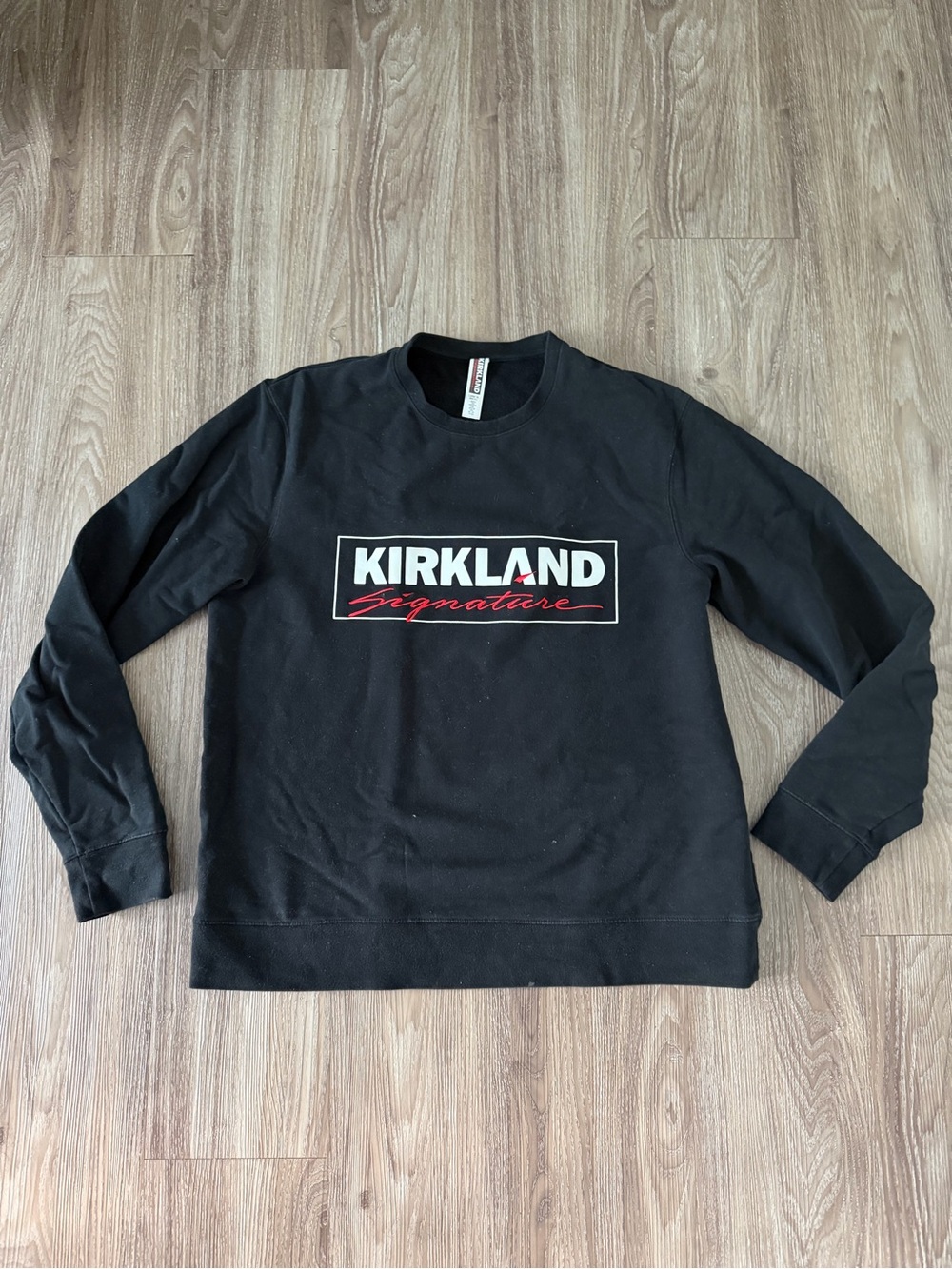 Kirkland Signature Black Crewneck Sweatshirt Large